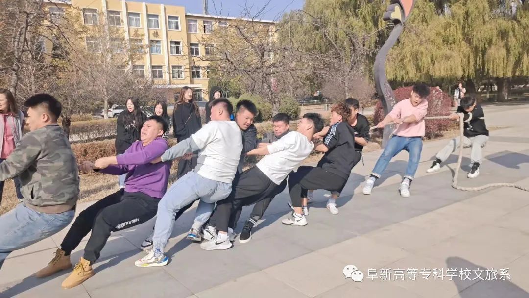 1642872775344426.jpg 持之以繩,力爭(zhēng)上游 (7).jpg